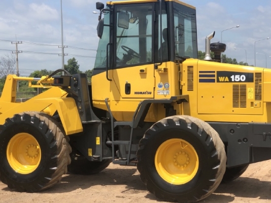 ขายรถตักล้อยาง KOMATSU WA150-5 แขนยาวพิเศษ นำเข้าเองจากญี่ปุ่น สภาพสวยพร้อมใช้ มีVDOการทำงานครับ