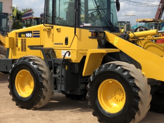 ขายรถตักล้อยาง KOMATSU WA150-5 แขนยาวพิเศษ นำเข้าเองจากญี่ปุ่น สภาพสวยพร้อมใช้ มีVDOการทำงานครับ