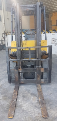 ขายรถโฟล์คลิฟท์ TCM รุ่น FD15Z16 เครื่องยนต์ดีเซล ขนาด 1.5 ตัน เสาสูง 3 เมตร