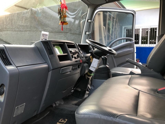 ขาย 6 ล้อ Isuzu NMR 130 ปี 53 ขาย 6 ล้อ Isuzu NMR 130 ปี 53