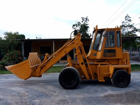 ขาย KOMATSU SD23-3 นำเข้าจากญี่ปุ่น โทร.090-986-2521 อ๊อบ