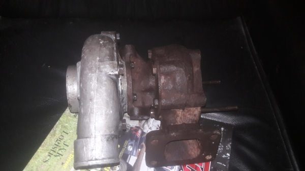 เทอร์โบแมคโคร 4D95L TURBO GARRETT  M12 EC1 แกนแน่น เอาไปใส่กระบะหรือเครื่องเบนซิล