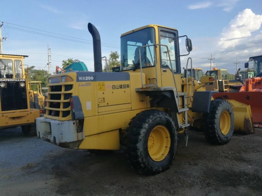 ขาย รถตักล้อยาง KOMATSU WA 200-3 นำเข้าจากญี่ปุ่นโดยตรง โทร.090-986-2521 อ๊อบ