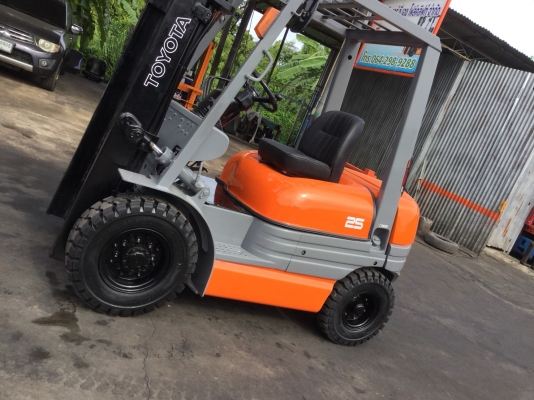 ขาย โฟรคลิฟท์ โตโยต้า รุ่น 6   เครื่อง ดีเซล