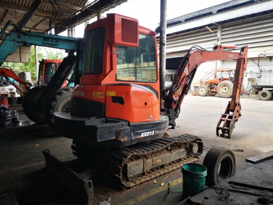 รถแบคโฮ (KUBOTA) KX - 913 ตู้เก่ง ( รถทำงาน 2,xxx ชม ) สนใจติดต่อ 081-6079515 line ID : 081-6079515