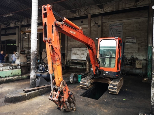 รถแบคโฮ (KUBOTA) KX - 913 ตู้เก่ง ( รถทำงาน 2,xxx ชม ) สนใจติดต่อ 081-6079515 line ID : 081-6079515