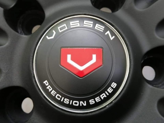 ล้อVossen ขอบ20 สภาพสวย ไม่มีซ่อม ราคาไม่แพง
