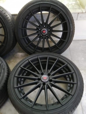 ล้อVossen ขอบ20 สภาพสวย ไม่มีซ่อม ราคาไม่แพง