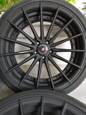ล้อVossen ขอบ20 สภาพสวย ไม่มีซ่อม ราคาไม่แพง