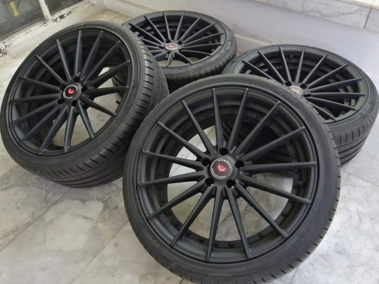 ล้อVossen ขอบ20 สภาพสวย ไม่มีซ่อม ราคาไม่แพง