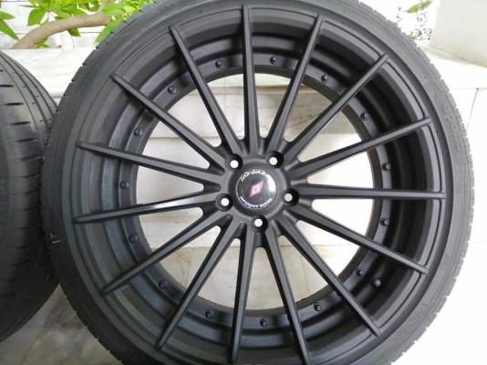 ล้อVossen ขอบ20 สภาพสวย ไม่มีซ่อม ราคาไม่แพง