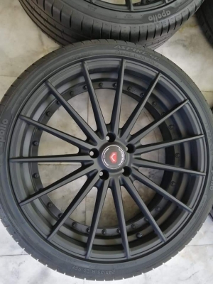 ล้อVossen ขอบ20 สภาพสวย ไม่มีซ่อม ราคาไม่แพง