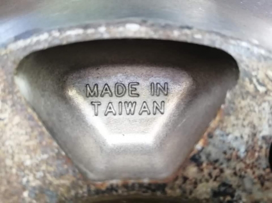 ล้อVossen ขอบ20 สภาพสวย ไม่มีซ่อม ราคาไม่แพง