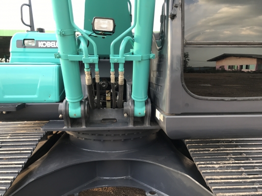 ขายKOBELCO SK200-8 Super-XM (รุ่นสุดท้าย)4600 ชั่วโมง สภาพสวยมาก สนใจติดต่อ 081-4283210