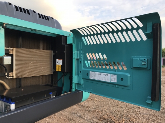 ขายKOBELCO SK200-8 Super-XM (รุ่นสุดท้าย)4600 ชั่วโมง สภาพสวยมาก สนใจติดต่อ 081-4283210