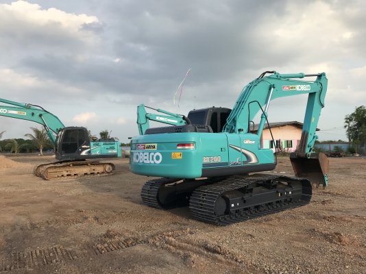 ขายKOBELCO SK200-8 Super-XM (รุ่นสุดท้าย)4600 ชั่วโมง สภาพสวยมาก สนใจติดต่อ 081-4283210