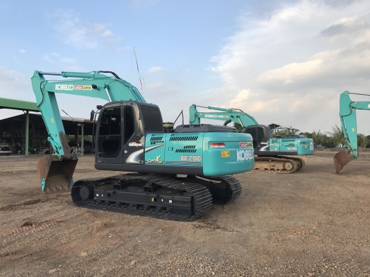 ขายKOBELCO SK200-8 Super-XM (รุ่นสุดท้าย)4600 ชั่วโมง สภาพสวยมาก สนใจติดต่อ 081-4283210