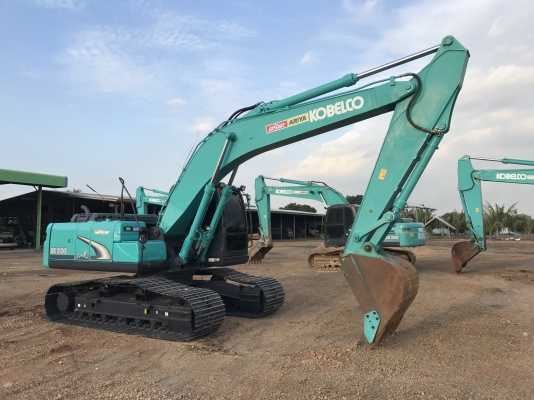 ขายKOBELCO SK200-8 Super-XM (รุ่นสุดท้าย)4600 ชั่วโมง สภาพสวยมาก สนใจติดต่อ 081-4283210