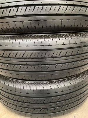 ยางป้ายแดง 215-70-16 Bridgestone ปี 19 ดอกเต็มๆ ตุ่มเป้งๆทุกเส้น ยางป้ายแดง 215-70-16 Bridgestone ปี 19 ดอกเต็มๆ ตุ่มเป้งๆทุกเส้น