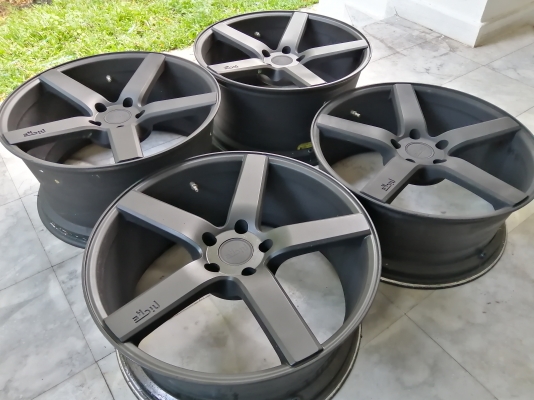 ล้อ Niche ขอบ20 สภาพสวย ราคาไม่แพง