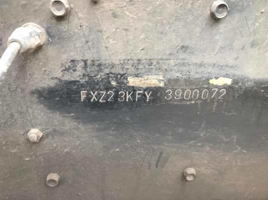 รถ10ล้อหัวลากยี่ห้อ ISUZU  รุ่น FXZ23KFY  240 แรงม้า  จดทะเบียนปี 2536