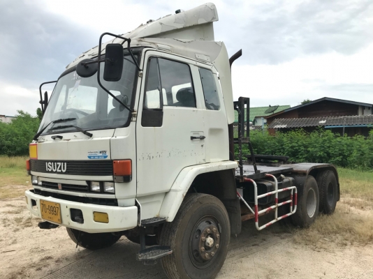 รถ10ล้อหัวลากยี่ห้อ ISUZU  รุ่น FXZ23KFY  240 แรงม้า  จดทะเบียนปี 2536