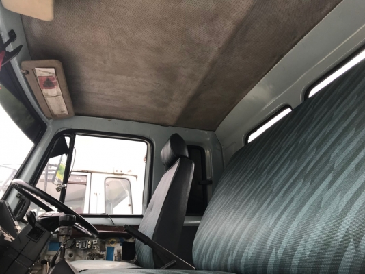 รถ10ล้อหัวลากยี่ห้อ ISUZU  รุ่น FXZ23KFY  240 แรงม้า  จดทะเบียนปี 2534