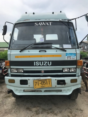 รถ10ล้อหัวลากยี่ห้อ ISUZU  รุ่น FXZ23KFY  240 แรงม้า  จดทะเบียนปี 2534