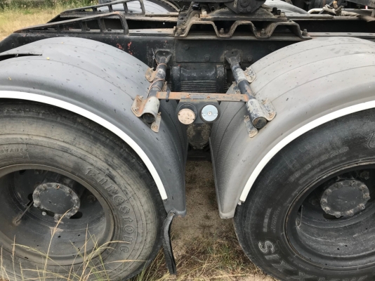 รถ10ล้อหัวลากยี่ห้อ ISUZU  รุ่น FXZ23KFY  240 แรงม้า  จดทะเบียนปี 2534