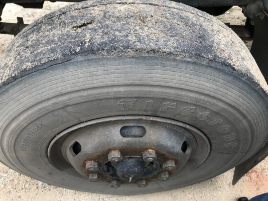 รถ10ล้อหัวลากยี่ห้อ ISUZU  รุ่น FXZ23KFY  240 แรงม้า  จดทะเบียนปี 2534
