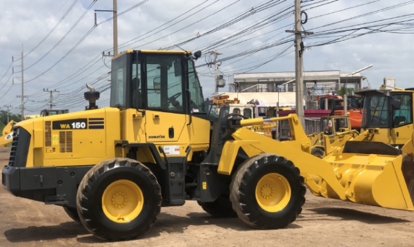 ขายรถตักล้อยาง KOMATSU WA150-5 แขนยาวพิเศษ นำเข้าเองจากญี่ปุ่น สภาพสวยพร้อมใช้ มีVDOการทำงานครับ ขายรถตักล้อยาง KOMATSU WA150-5 แขนยาวพิเศษ นำเข้าเองจากญี่ปุ่น สภาพสวยพร้อมใช้ มีVDOการทำงานครับ