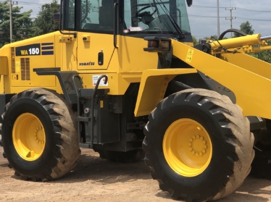 ขายรถตักล้อยาง KOMATSU WA150-5 แขนยาวพิเศษ นำเข้าเองจากญี่ปุ่น สภาพสวยพร้อมใช้ มีVDOการทำงานครับ ขายรถตักล้อยาง KOMATSU WA150-5 แขนยาวพิเศษ นำเข้าเองจากญี่ปุ่น สภาพสวยพร้อมใช้ มีVDOการทำงานครับ