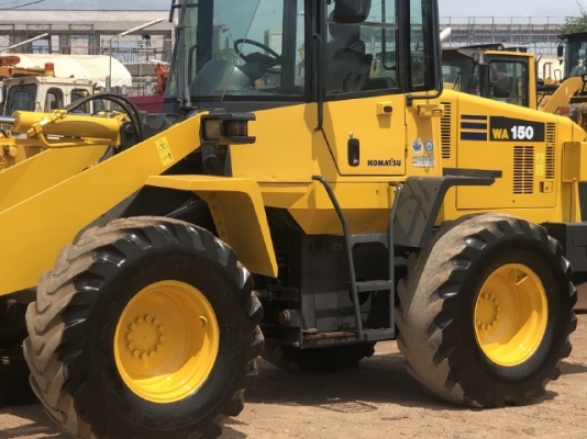 ขายรถตักล้อยาง KOMATSU WA150-5 แขนยาวพิเศษ นำเข้าเองจากญี่ปุ่น สภาพสวยพร้อมใช้ มีVDOการทำงานครับ ขายรถตักล้อยาง KOMATSU WA150-5 แขนยาวพิเศษ นำเข้าเองจากญี่ปุ่น สภาพสวยพร้อมใช้ มีVDOการทำงานครับ