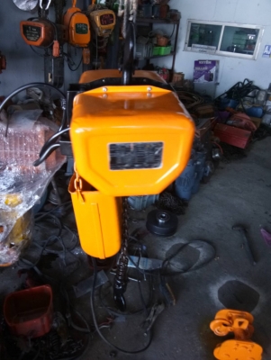 บริการจัดจำหน่าย รอกไฟฟ้ามือสอง,รอกสลิงไฟฟ้ามือสอง มีขนาดตั้งแต่ 1-50 ตัน