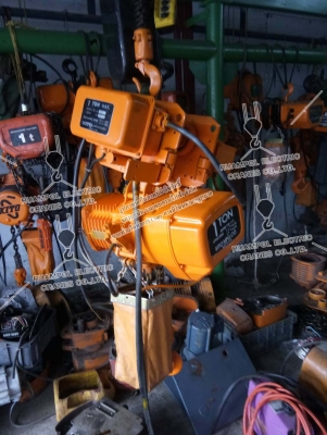 บริการจัดจำหน่าย รอกไฟฟ้ามือสอง,รอกสลิงไฟฟ้ามือสอง มีขนาดตั้งแต่ 1-50 ตัน