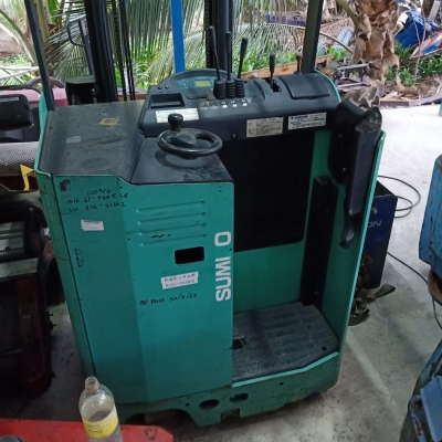 ตัวรถรถยกไฟฟ้า sumitomo 1.5 ตันเสาสูง 4 เมตร