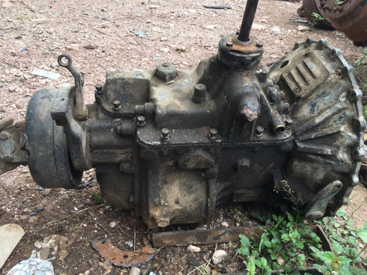 ขายเกียร์อีชูชุร๊อก 175แรง 6BG 18000บาท 7เกียร์ถอย 0816278866