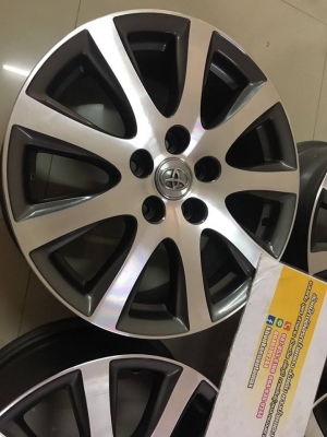 แม็กซ์ Toyota Camry 17 ล้อแม็กซ์ไม่ซ่อมไม่ดุ้ง ทำสีเทาหน้าเงามาใหม่