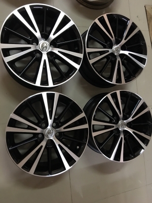 ล้อแม็กซ์ Toyota Altis 16 ทำสีดำปัดเงามาใหม่สวย