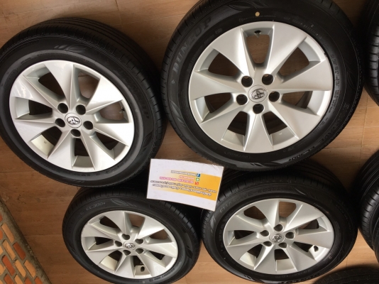 แม็กซ์ Toyota Alpard 17 พร้อมยาง Dunlop 215/60/17 ปี 18