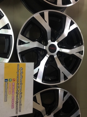 ล้อแม็กซ์ Vigo TRD V1 ขอบ 17 สภาพสวยๆ ทำสีปัดเงามาใหม่