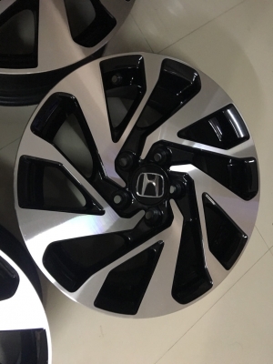 ล้อแม็กซ์ Honda Civic el 16 สภาพทำสีปัดเงามาใหม่สวย