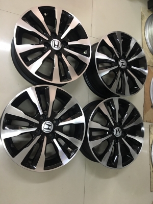 แม็กซ์ Honda City 15 ทำสีดำปัดเงามาใหม่สวยๆ สามารถใส่ยางเดิม City Jazz ได้เลย