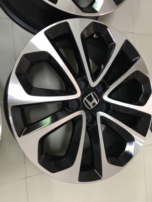 ล้อแม็กซ์ Honda Accord G9 ขอบ 18 สภาพทำสีปัดเงามาใหม่ ล้อแม็กซ์ Honda Accord G9 ขอบ 18 สภาพทำสีปัดเงามาใหม่