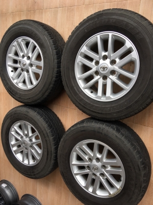 ล้อแม็กซ์ Vigo Champ 17 พร้อมยาง Dunlop 265/65/17 ปี 17