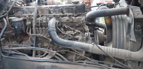 หัวลาก2เพลา Isuzu Deca270 ปี39 พร้อมใช้ มี3คัน เลือกใด้