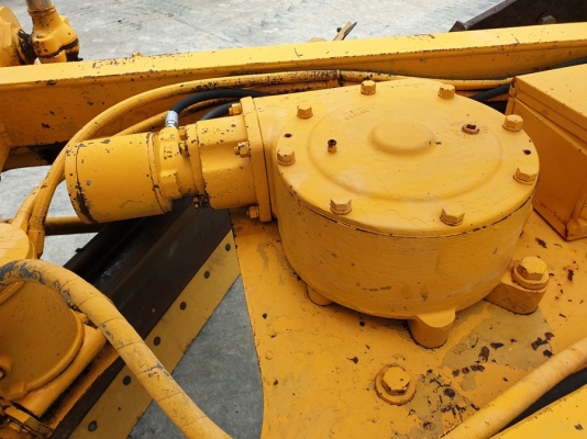 ขายรถเกรด Caterpillar 140G นำเข้าจาก USA แท้ มี Sacarifier สภาพสวย ไม่เคยใช้งานในไทย