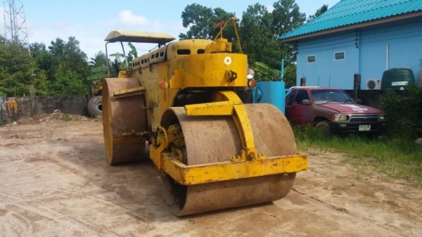 ขาย 235,000 รถบด 3 ล้อเหล็ก เล่มทะเบียน 12.5 ตัน WATANABE DYNAPAC WMOLA10 สั่นสะเทือน 2 เพลา เครื่องดี เกียร์ดี ล้อเหล็กหนา รถสวยพร้อมใช้งาน เอกสารพร้อมโอน รถอยู่ จันทบุรี 092-595-6777 061-446-2662 ญิ๋งยุ ขาย 235,000 รถบด 3 ล้อเหล็ก เล่มทะเบียน 12.5 ตัน WATANABE DYNAPAC WMOLA10 สั่นสะเทือน 2 เพลา เครื่องดี เกียร์ดี ล้อเหล็กหนา รถสวยพร้อมใช้งาน เอกสารพร้อมโอน รถอยู่ จันทบุรี 092-595-6777 061-446-2662 ญิ๋งยุ