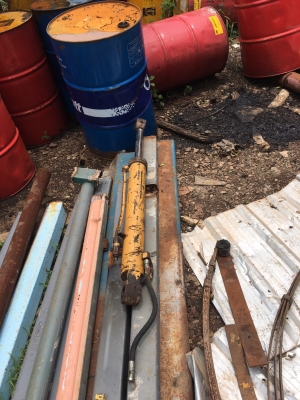 ขายชุดกระบอกไฮโดรริคPC40 ครบชุด4อัน9500บาท 0816278866