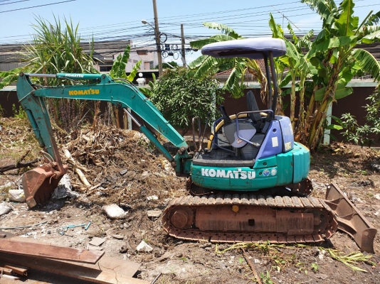 #ขายๆๆครับขาย  รถแบคโค KOMATSU PC35MR-1 รถพร้อมใช้งาน สีเดิมๆจากนอก ราคา.285,000 ต่อรอง เอกสารใบแจ้งจำหน่าย เอวแน้น เครื่อง ปั้ม แรง บูมสวิง ซ้ายขวา ได้ จะขุดจะดัน ตัวนี้ทำได้ โซ้ ช่วงล้างพร้อมใช้ สนใจลองโทรมาครับที่.081-3531946 ต่อ.บางนา ID LINE รถอยู่ ก